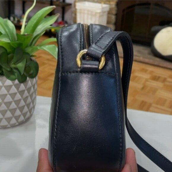 Gucci Webby Bee- Leather Crossbody Camera Bag - Picture 6 of 15